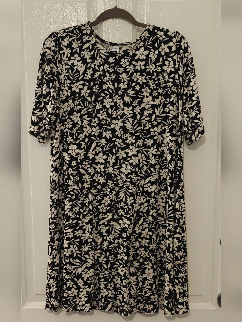 Old Navy Black Dress with White Floral Print - Picture 1 of 3
